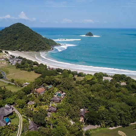Sempiak Seaside Resort Selong Belanak Exterior foto